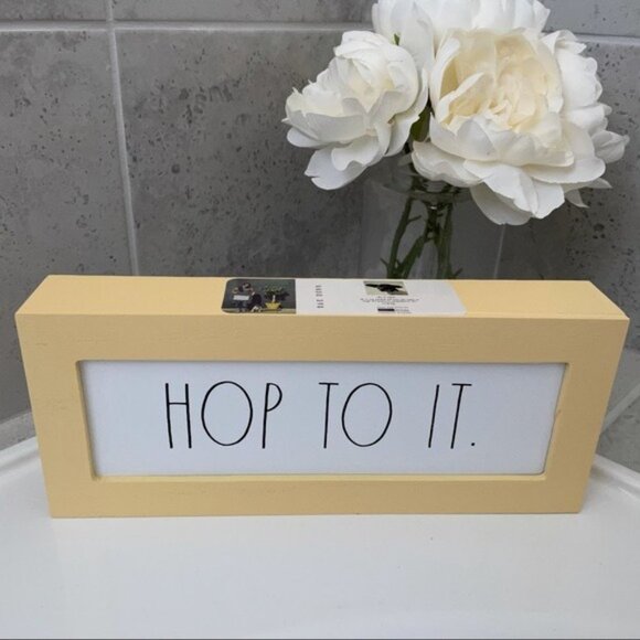 Rae Dunn “HOP TO IT” Wooden Sign in Yellow - Picture 6 of 10